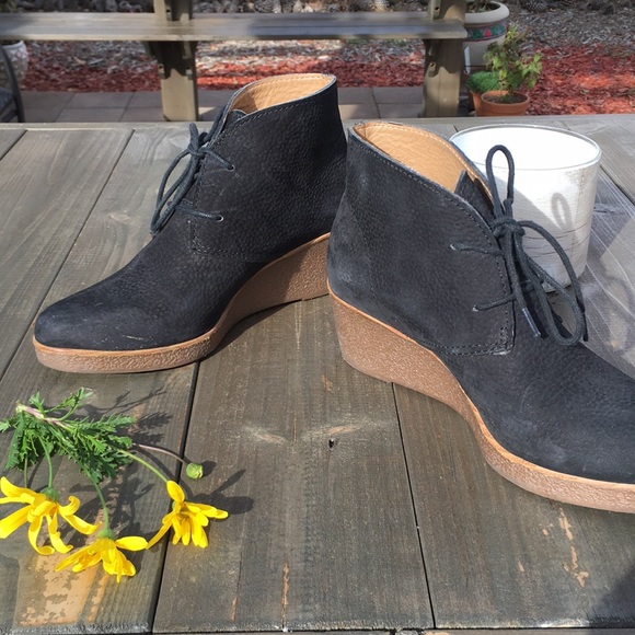 LUCKY BRAND Black Junes Wedge Booties - Picture 2 of 8